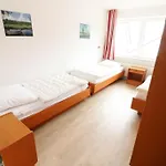 Haus-itjen-rot-3 Apartment *