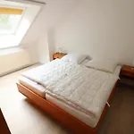 Haus-itjen-rot-3 * Cuxhaven